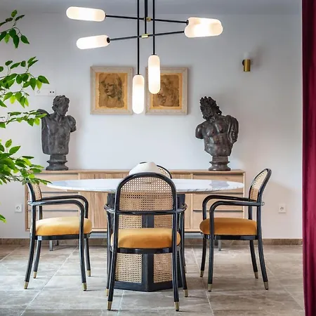 Piccola House Villa